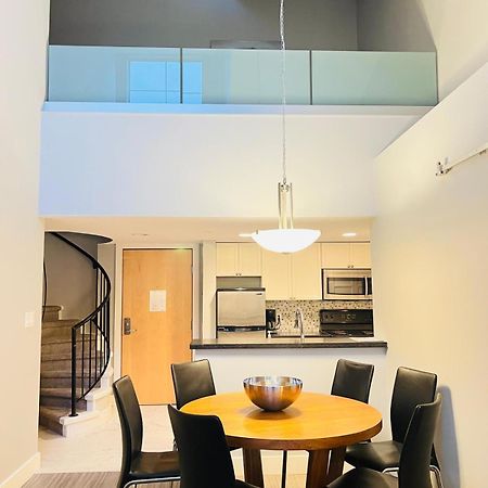 Tyndalstone Lodge 3 Bedroom In The Heart Of Village North Whistler Eksteriør bilde