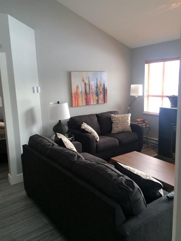 Tyndalstone Lodge 3 Bedroom In The Heart Of Village North Whistler Eksteriør bilde