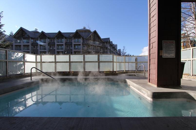 Tyndalstone Lodge 3 Bedroom In The Heart Of Village North Whistler Eksteriør bilde