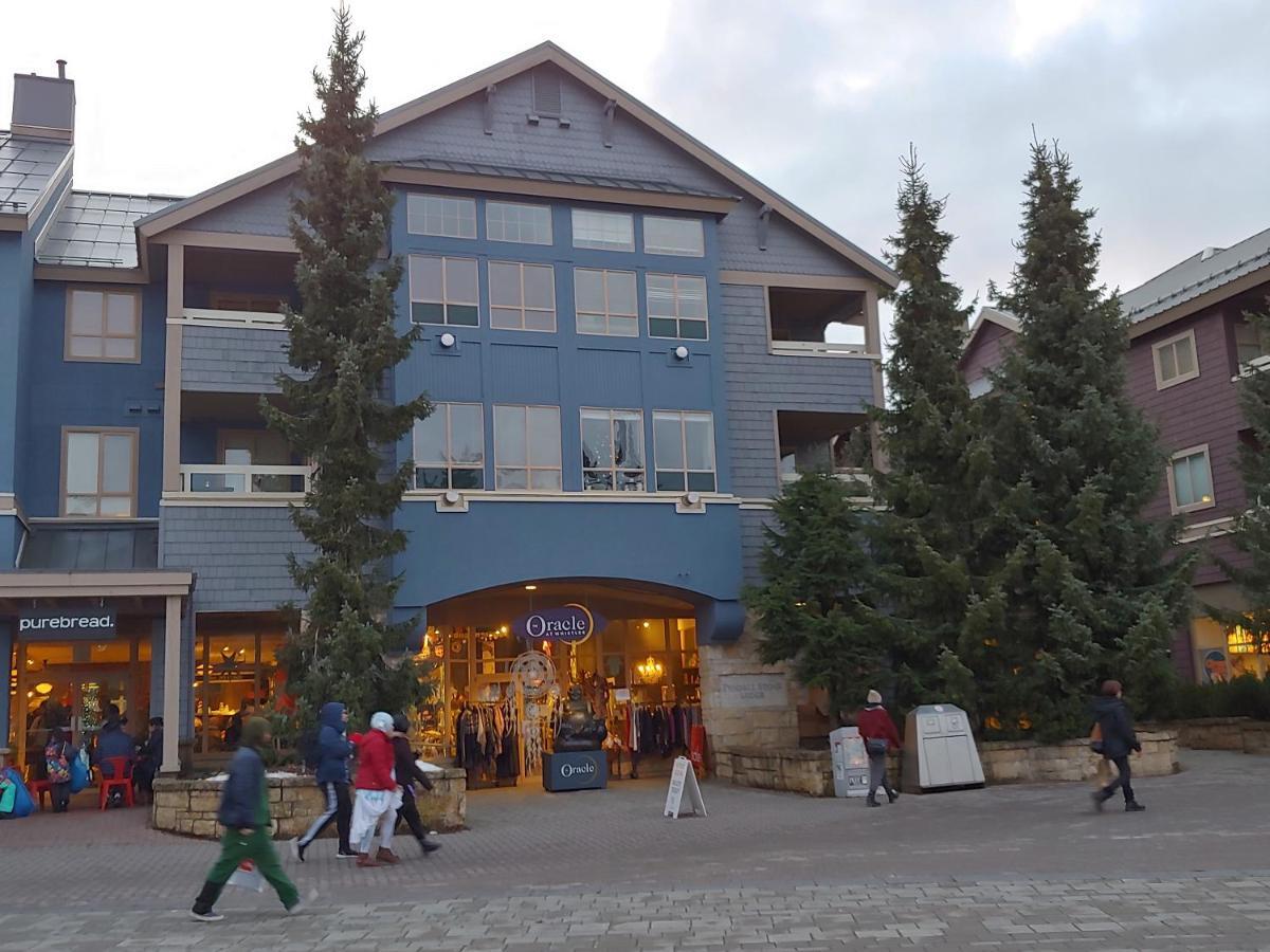 Tyndalstone Lodge 3 Bedroom In The Heart Of Village North Whistler Eksteriør bilde